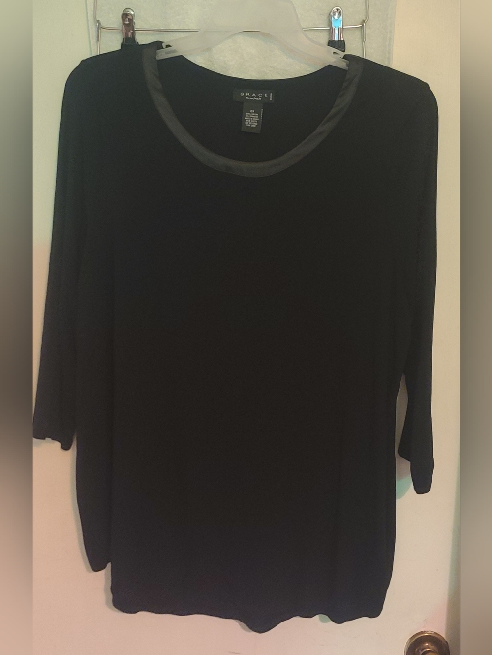Grace Elements Black Long Sleeve Scoop Neck Top Fayx leather neck trim 2x